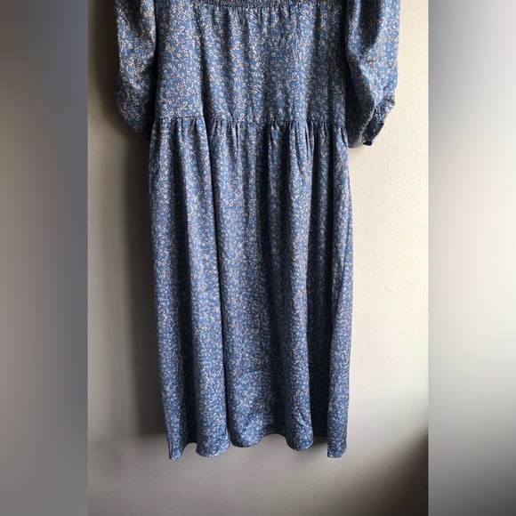 NEW Astr The Label Women’s Maxi Floral Silky Puff Sleeve Dress Size Large - Picture 11 of 16